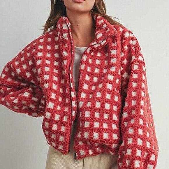 Red Casual Women's Checkered Fleece Cropped Sherpa Jacket - Picture 3 of 5